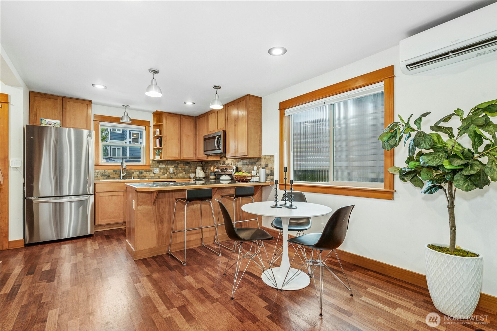 913 14th Avenue Unit: A
