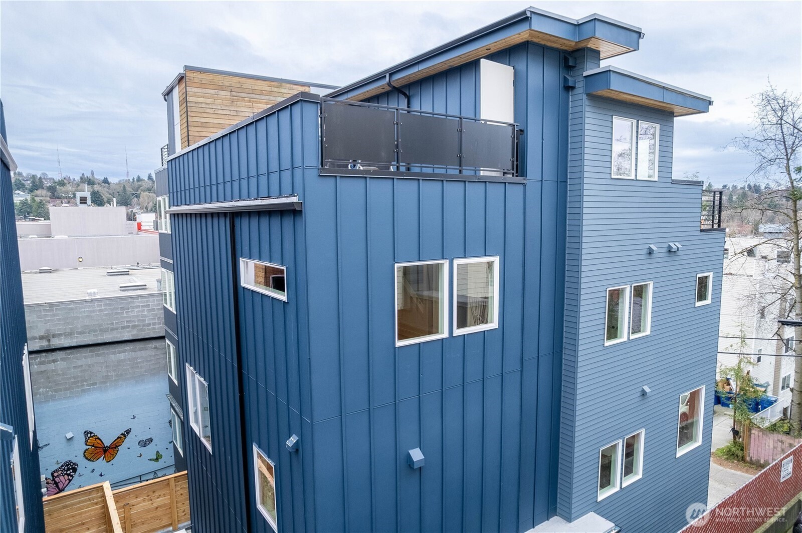 3627 A Fremont Avenue N