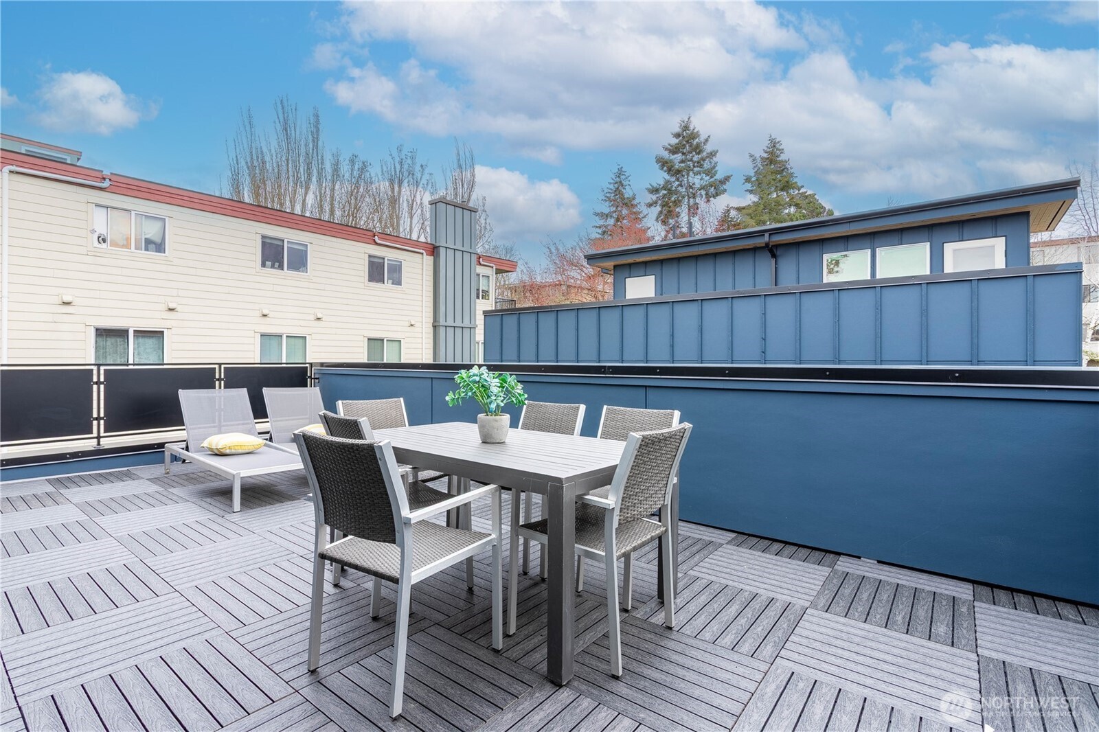 3627 A Fremont Avenue N