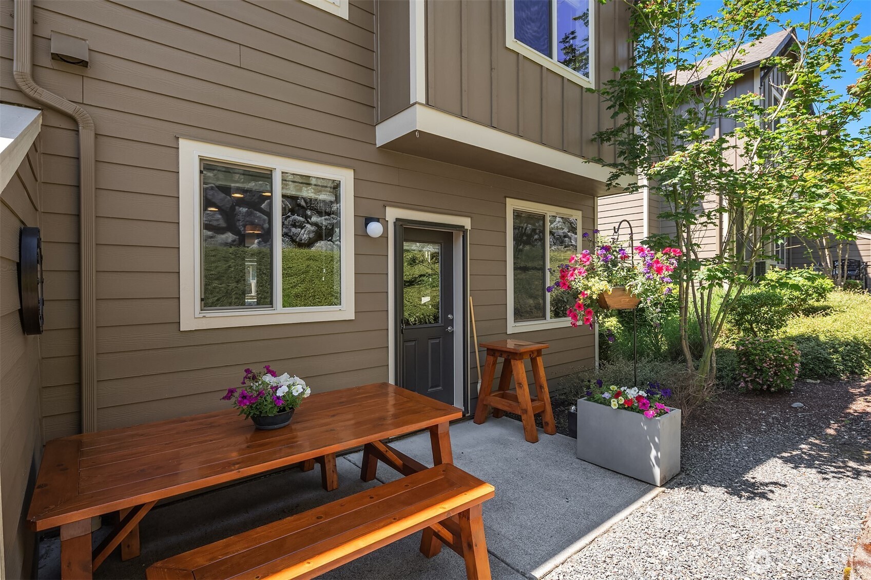 1900 Weaver Road Unit: C-101