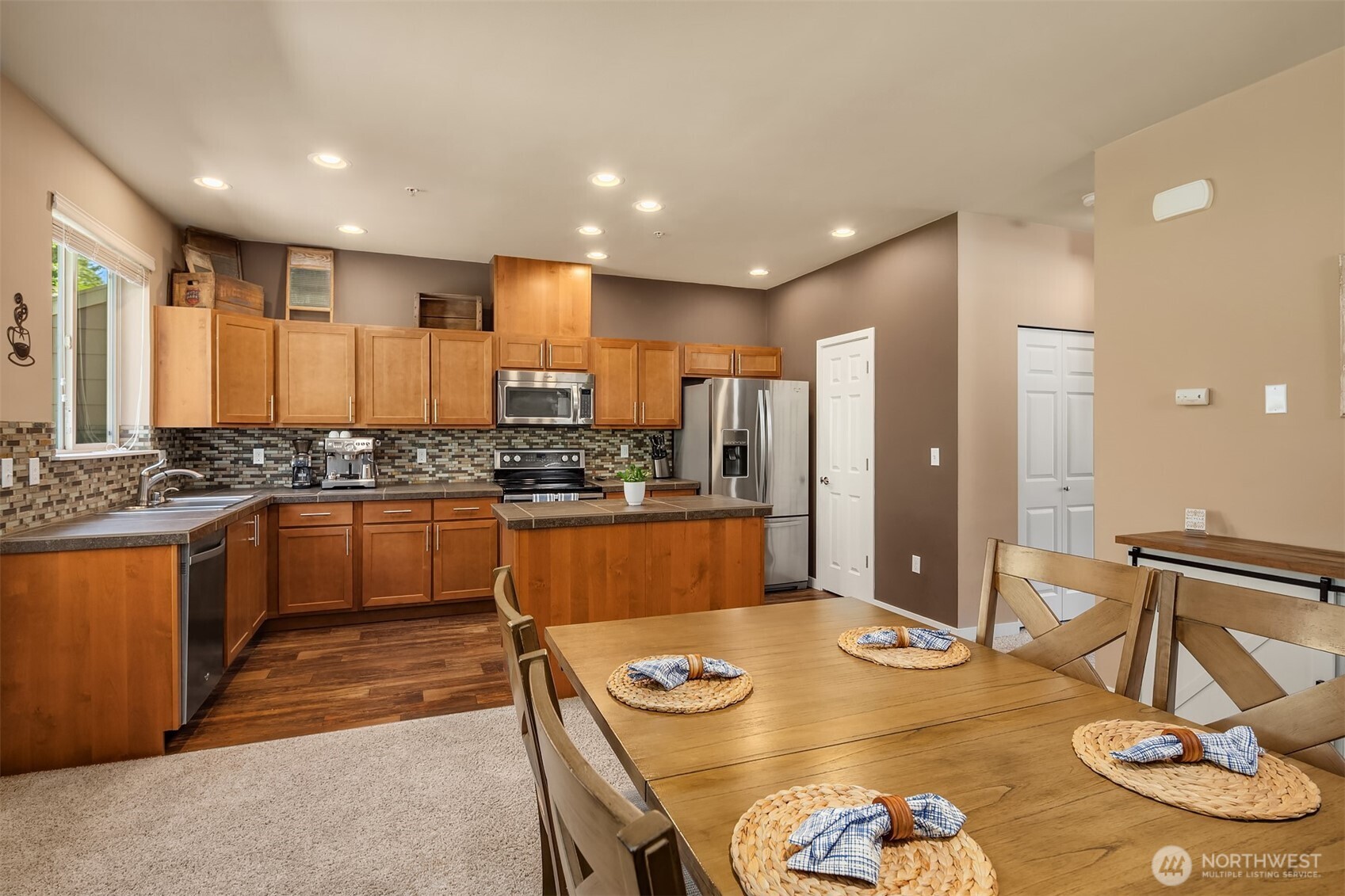 1900 Weaver Road Unit: C-101