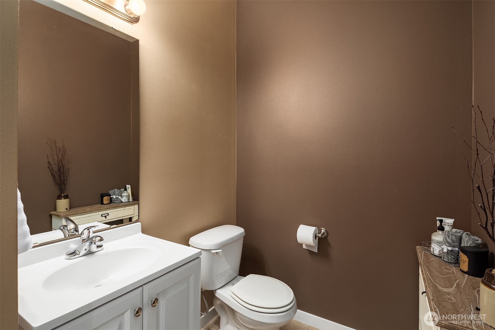 1900 Weaver Road Unit: C-101