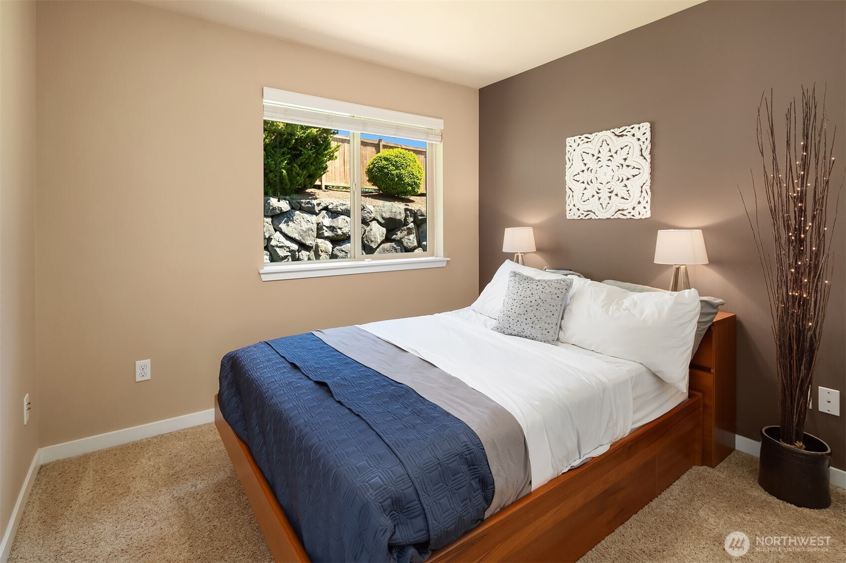 1900 Weaver Road Unit: C-101