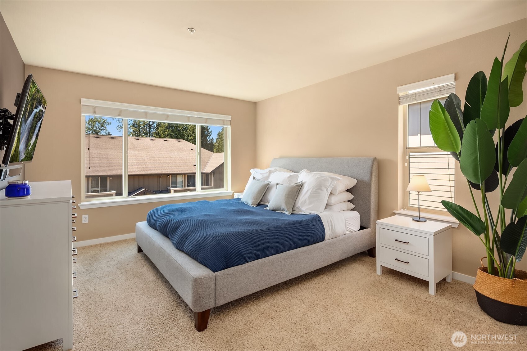 1900 Weaver Road Unit: C-101