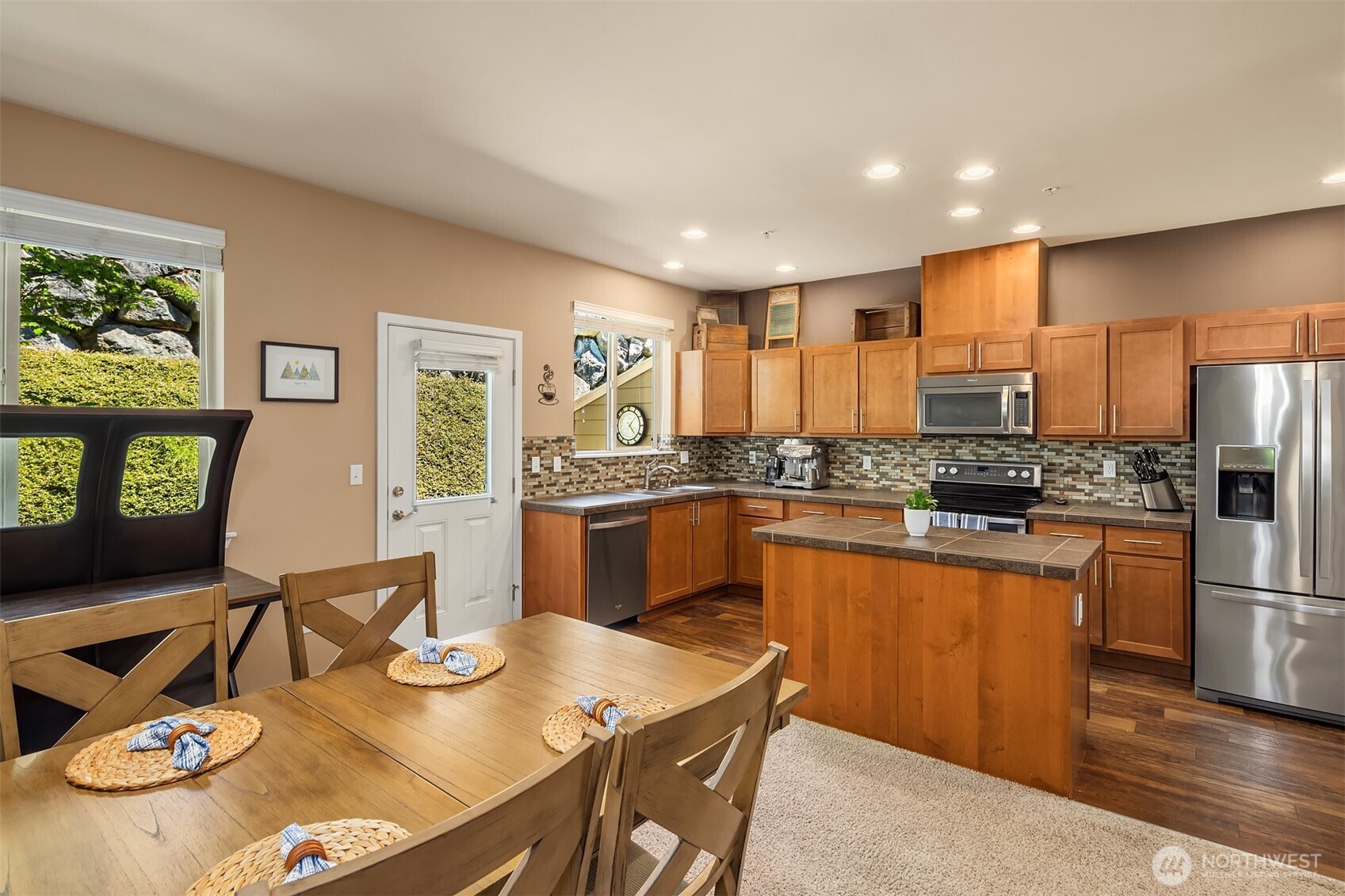 1900 Weaver Road Unit: C-101