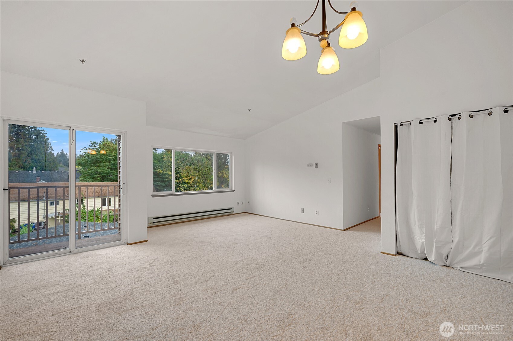 1517 NE 147th Street Unit: 2B