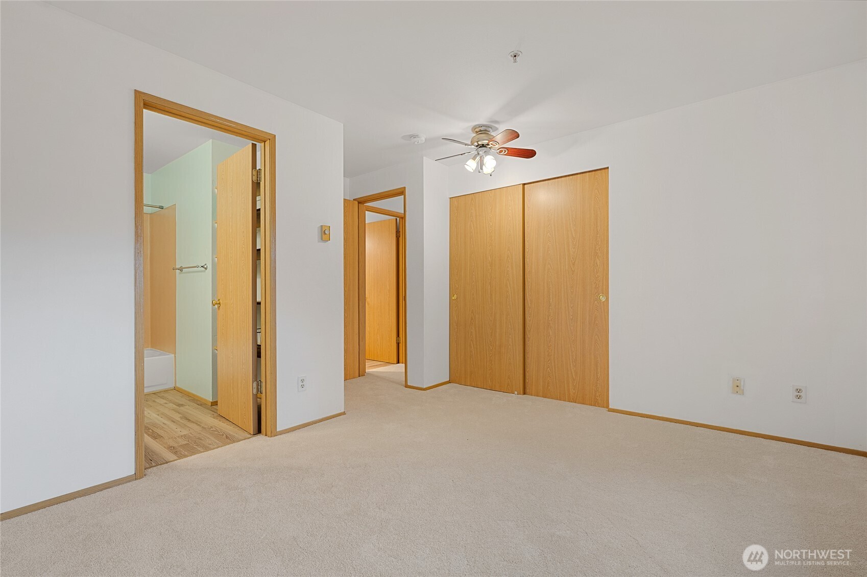 1517 NE 147th Street Unit: 2B
