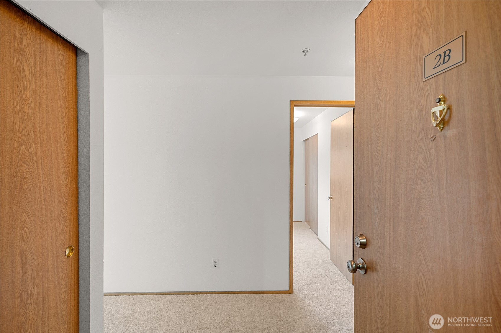 1517 NE 147th Street Unit: 2B