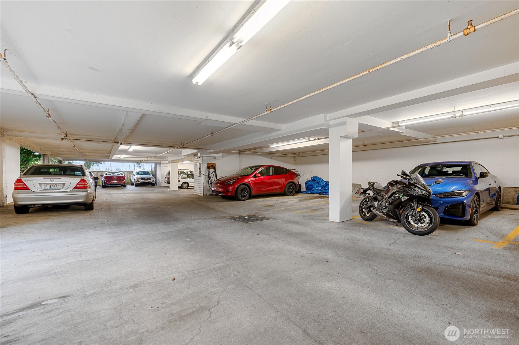 1517 NE 147th Street Unit: 2B