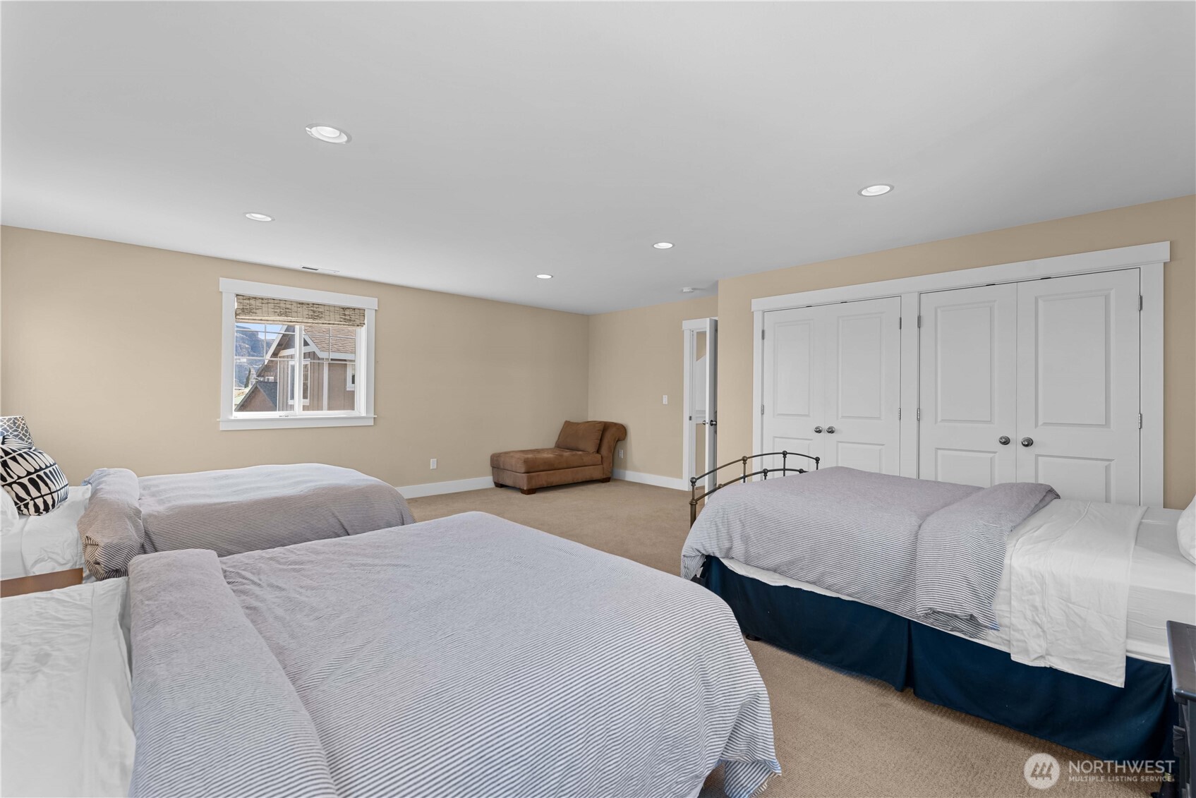 23951 Crescent Bay Drive NW