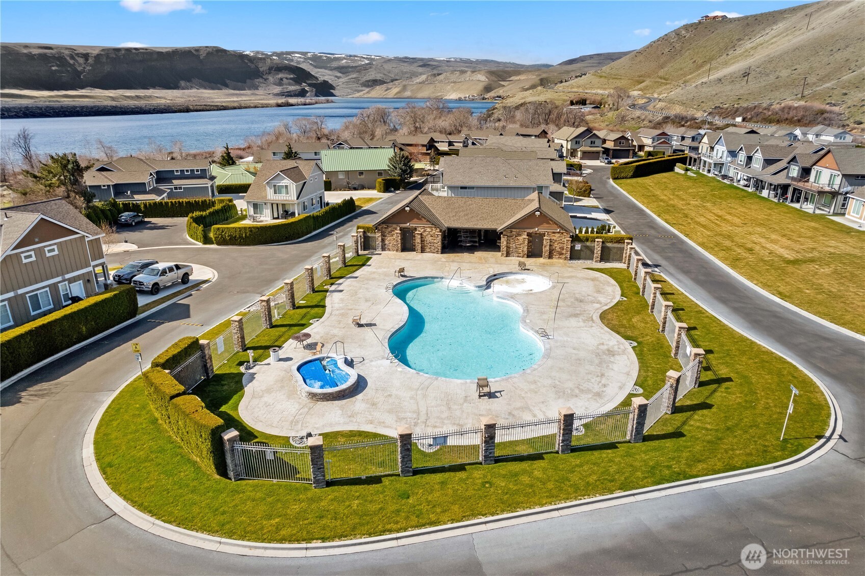 23951 Crescent Bay Drive NW