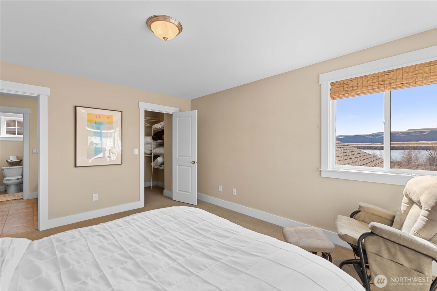 23951 Crescent Bay Drive NW