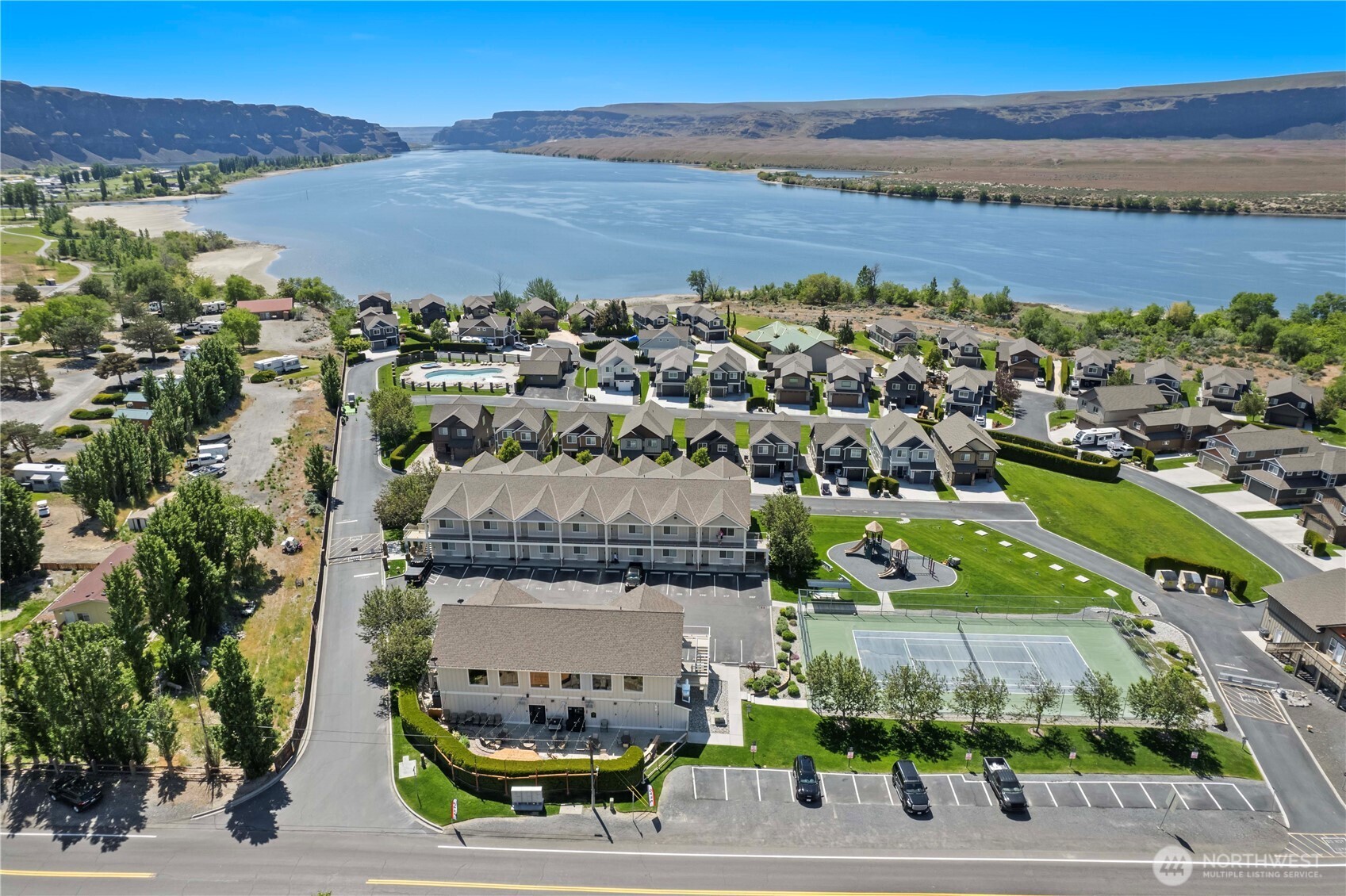 23951 Crescent Bay Drive NW