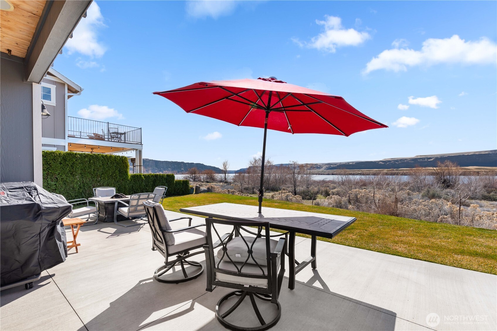 23951 Crescent Bay Drive NW