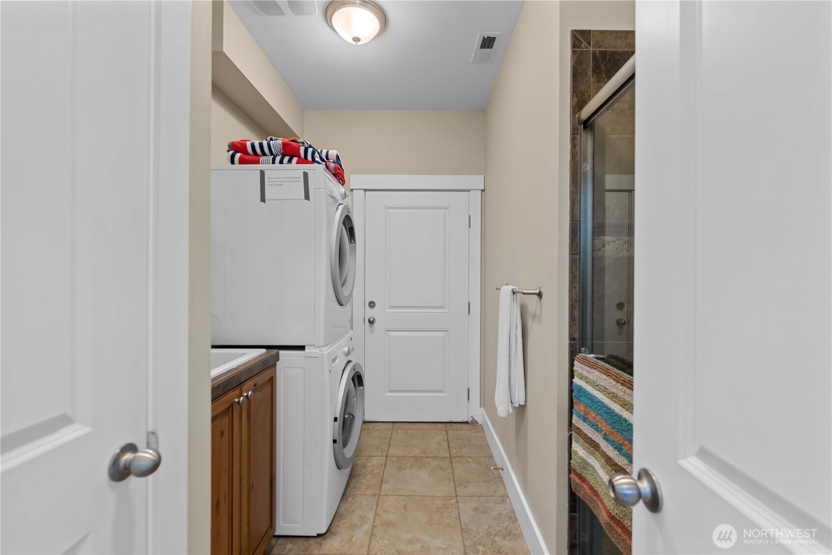 23951 Crescent Bay Drive NW