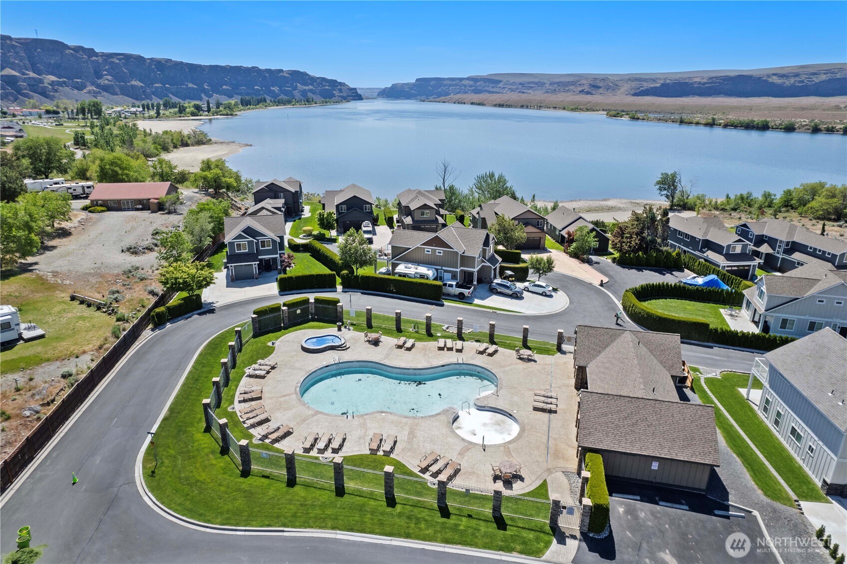 23951 Crescent Bay Drive NW