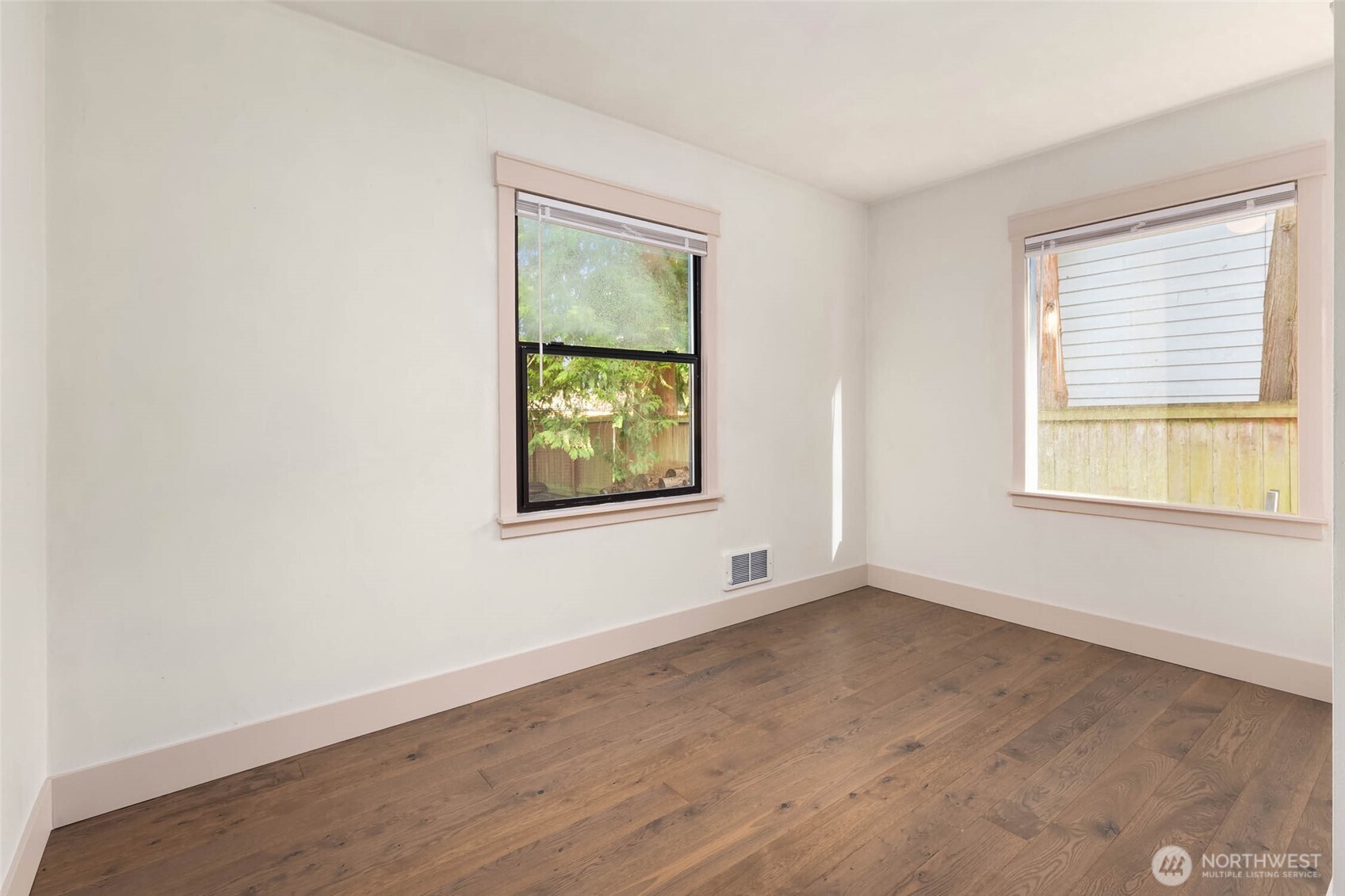 14726 27th Avenue NE