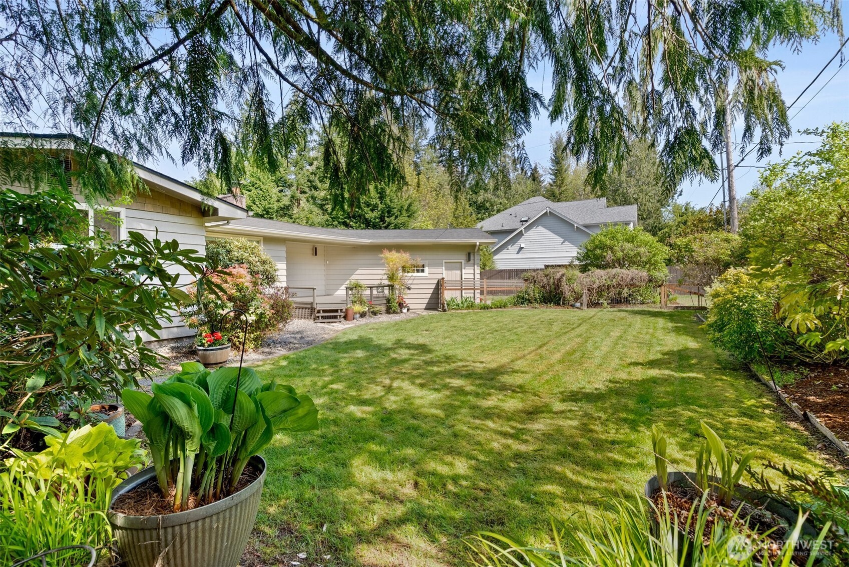 6949 Kellogg Drive NE