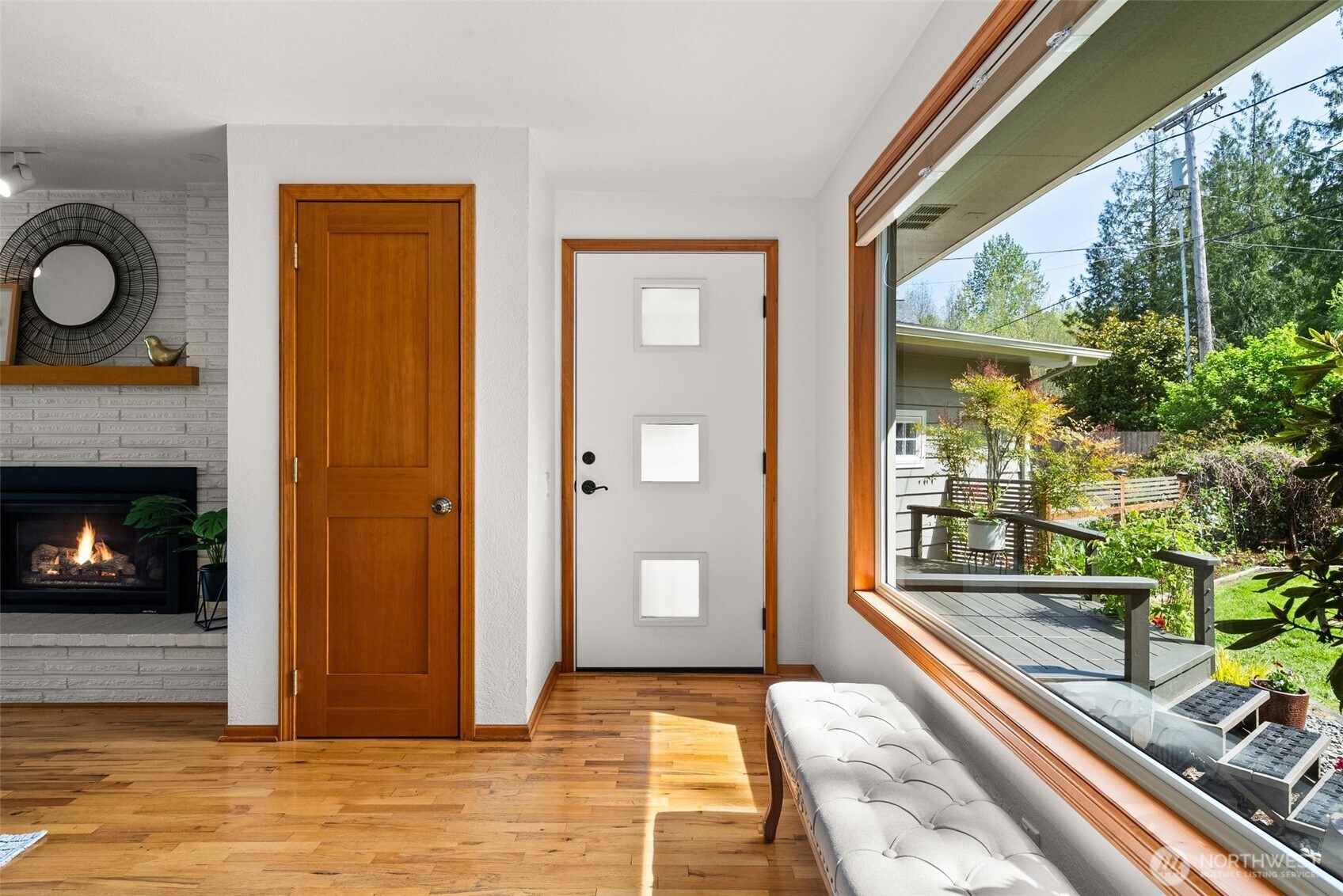 6949 Kellogg Drive NE