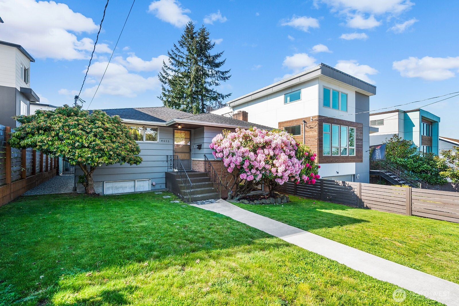 4015 SW Thistle Street