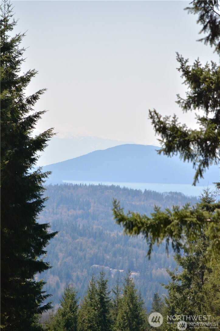 11 Academy Highlands