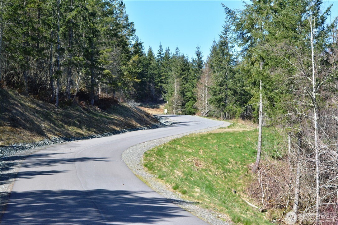 11 Academy Highlands