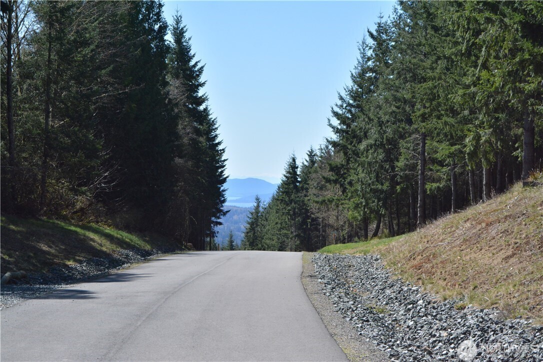 11 Academy Highlands