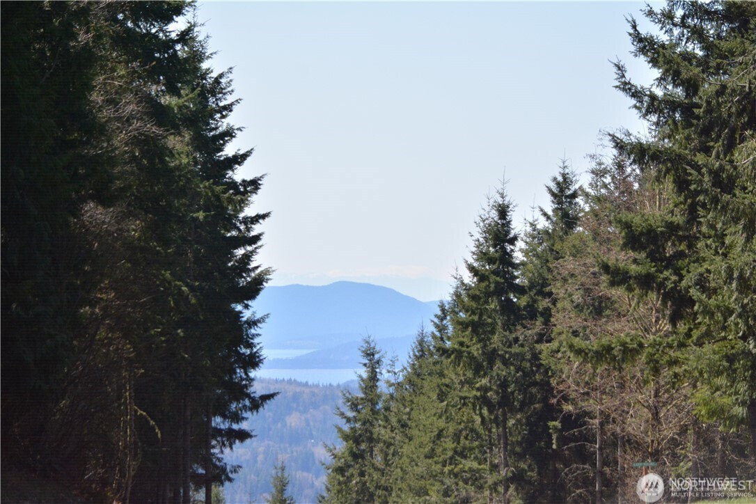 11 Academy Highlands