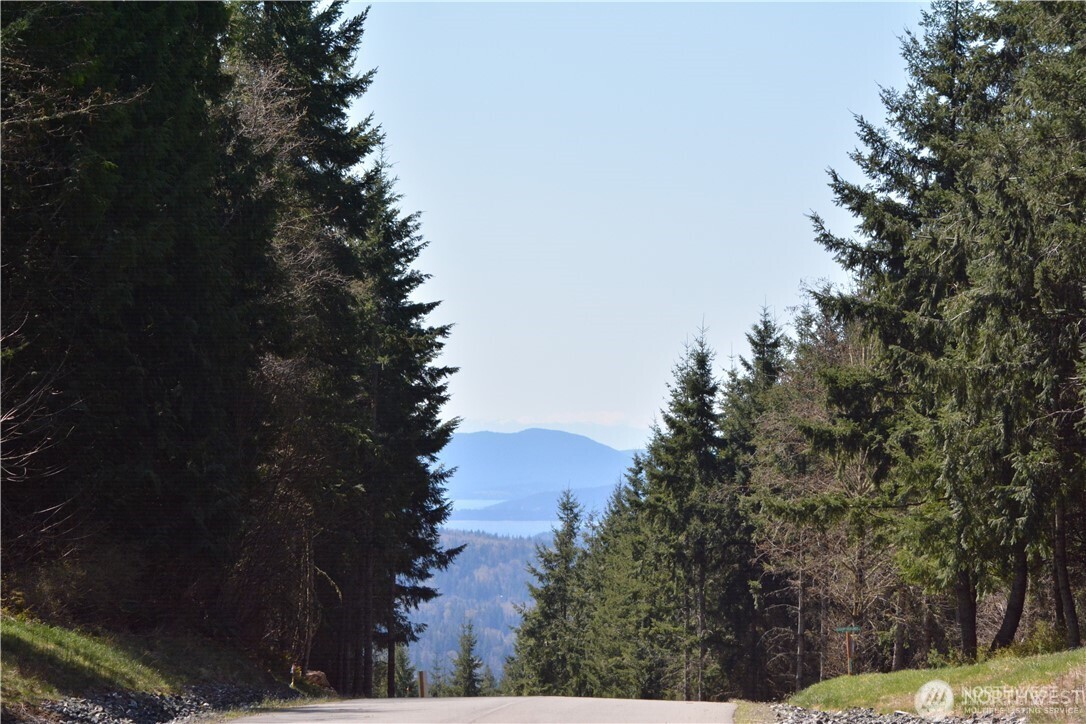 11 Academy Highlands