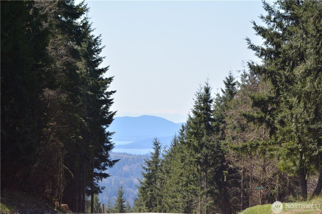 11 Academy Highlands