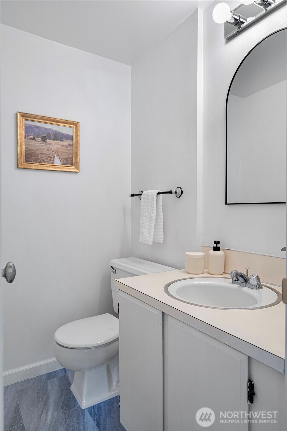 912 3rd Avenue W Unit: 303