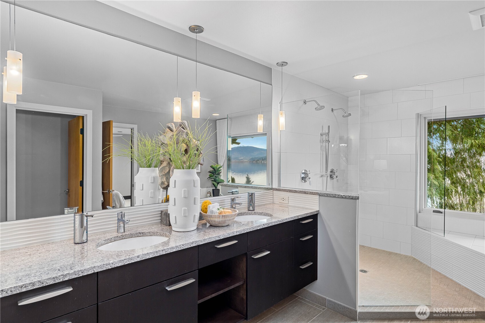 1402 W Lake Sammamish Parkway SE