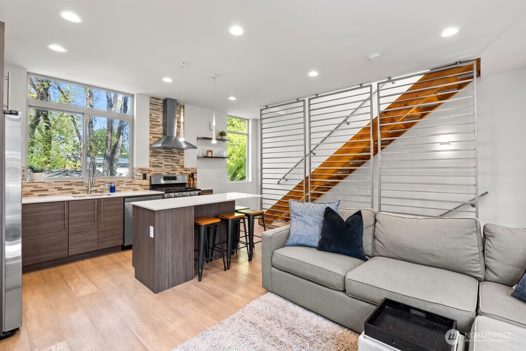 726 Martin Luther King Junior Way Unit: C