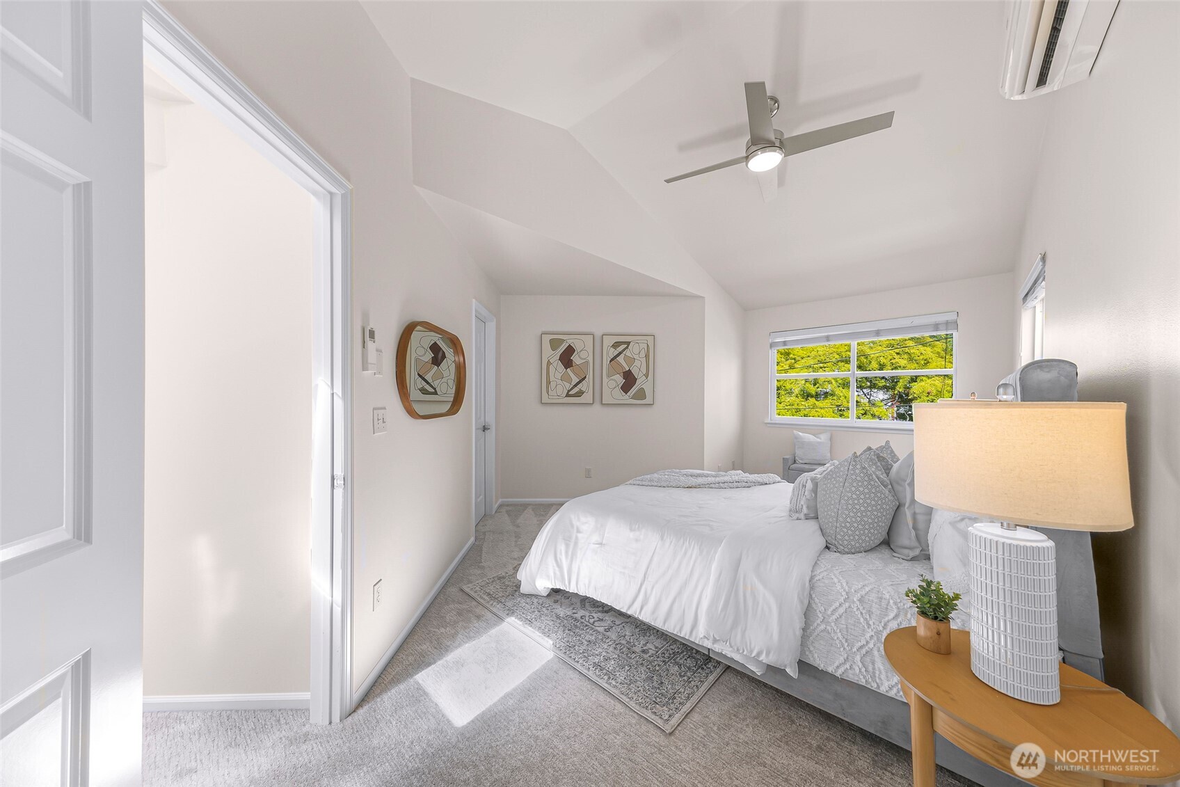 6547 5th Avenue NE Unit: B
