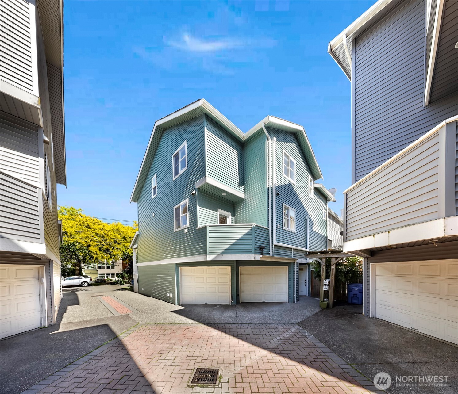 6547 5th Avenue NE Unit: B