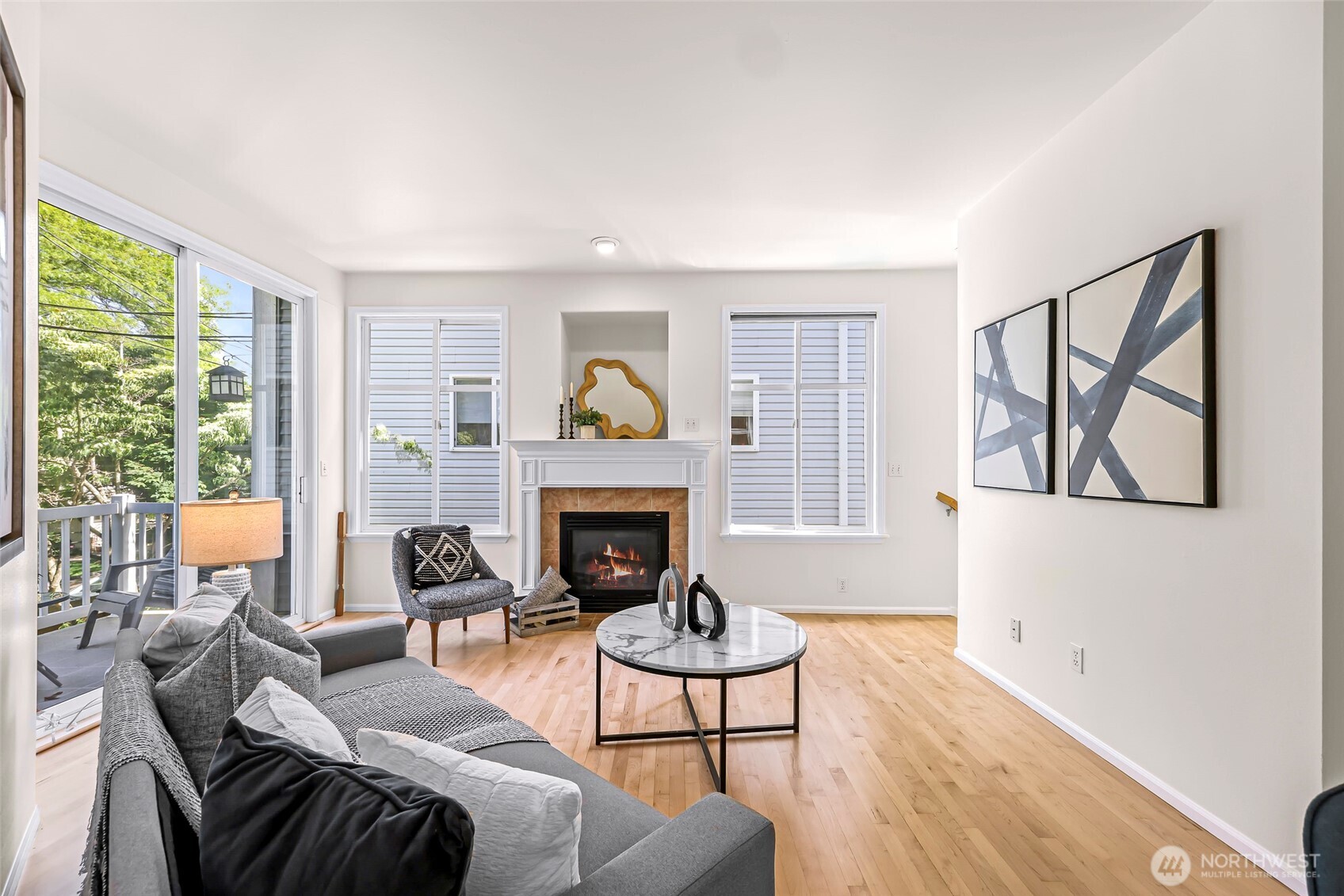 6547 5th Avenue NE Unit: B
