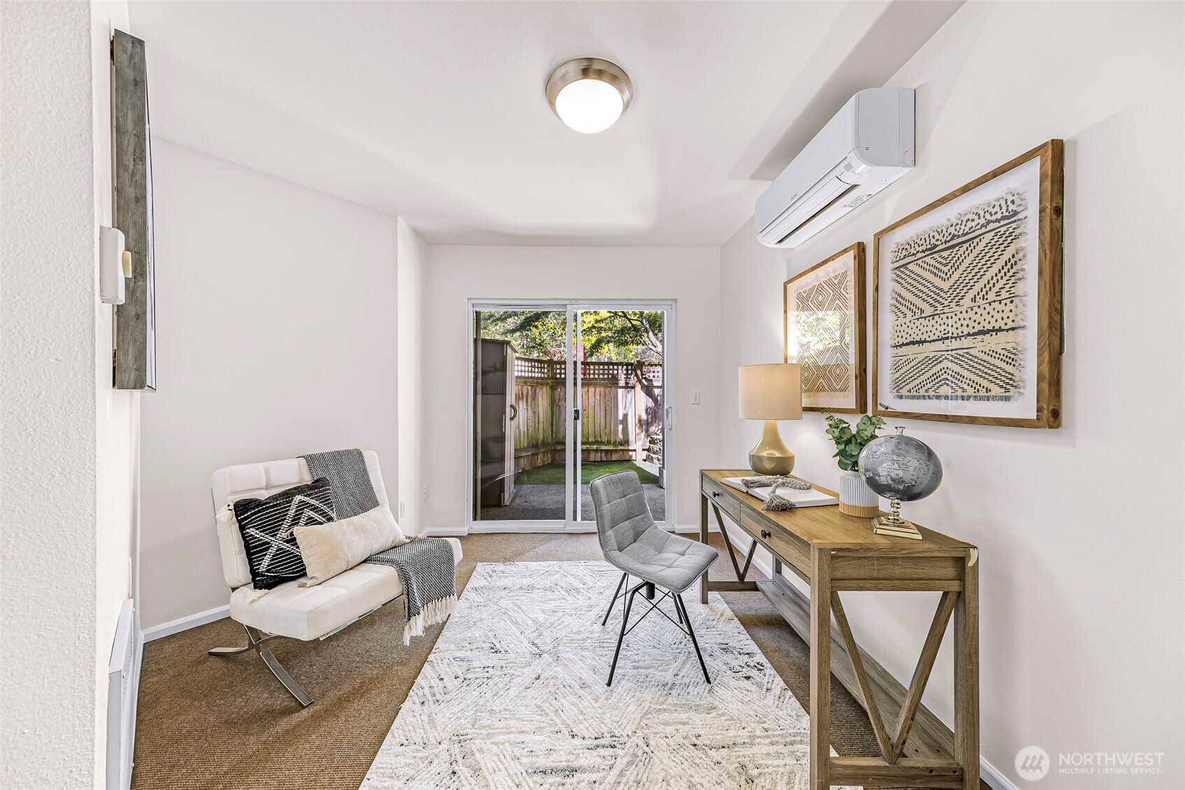6547 5th Avenue NE Unit: B
