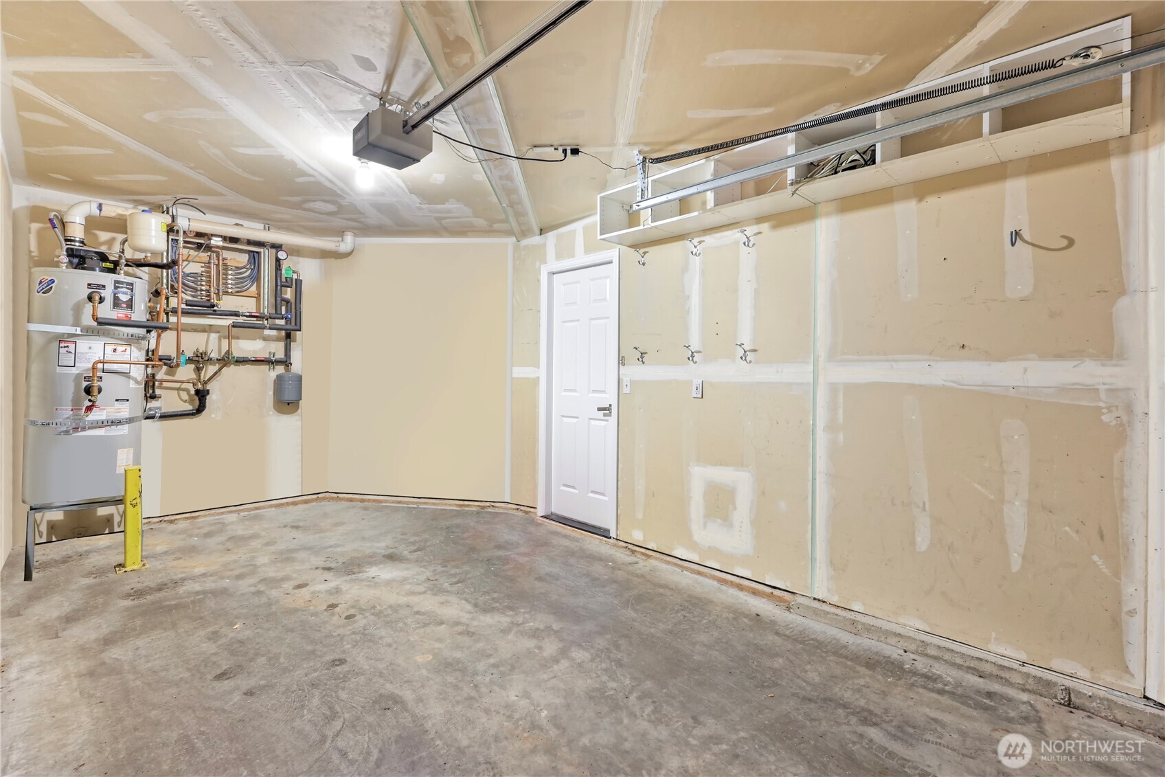 6547 5th Avenue NE Unit: B