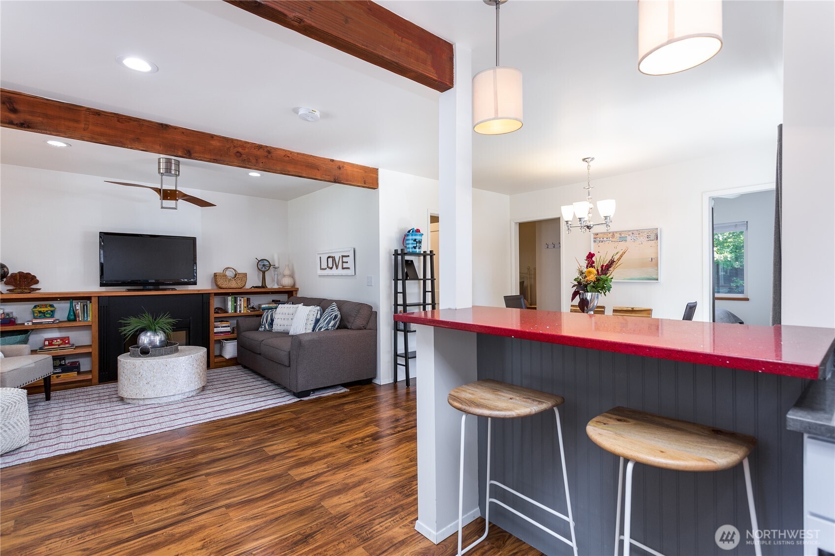 8293 Beachway Drive