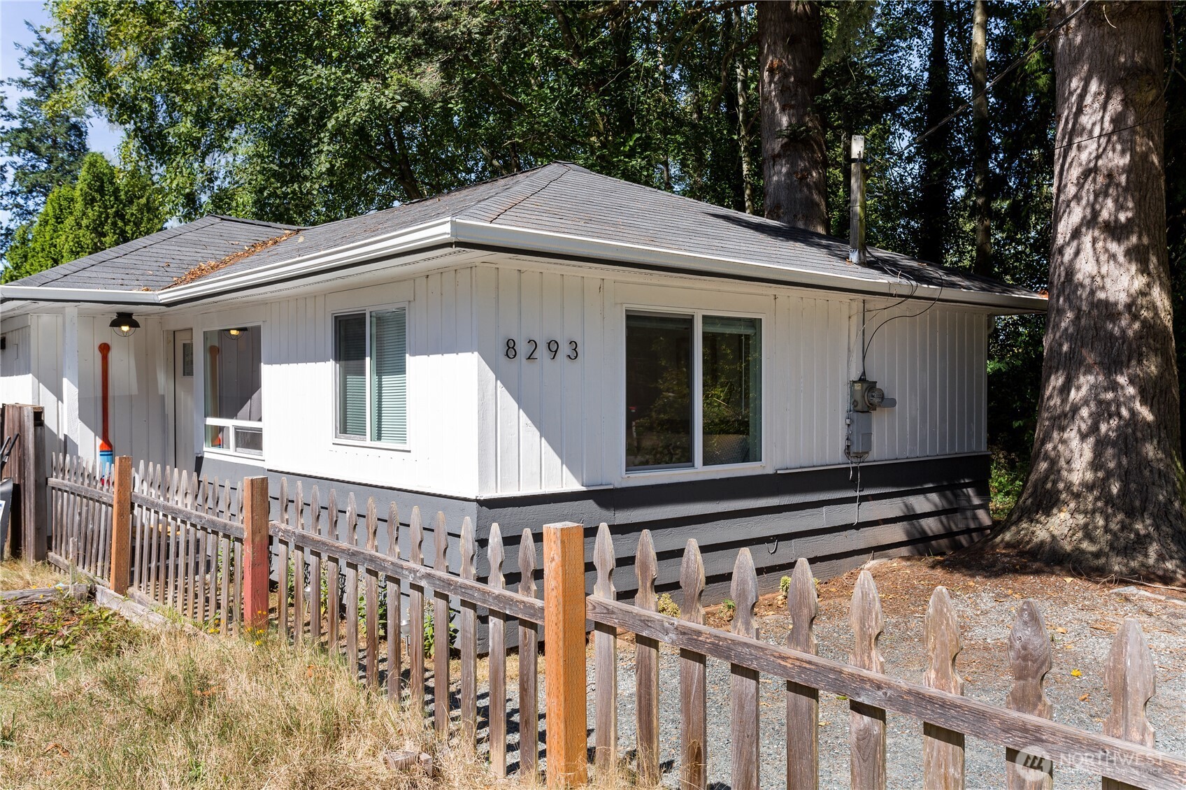 8293 Beachway Drive