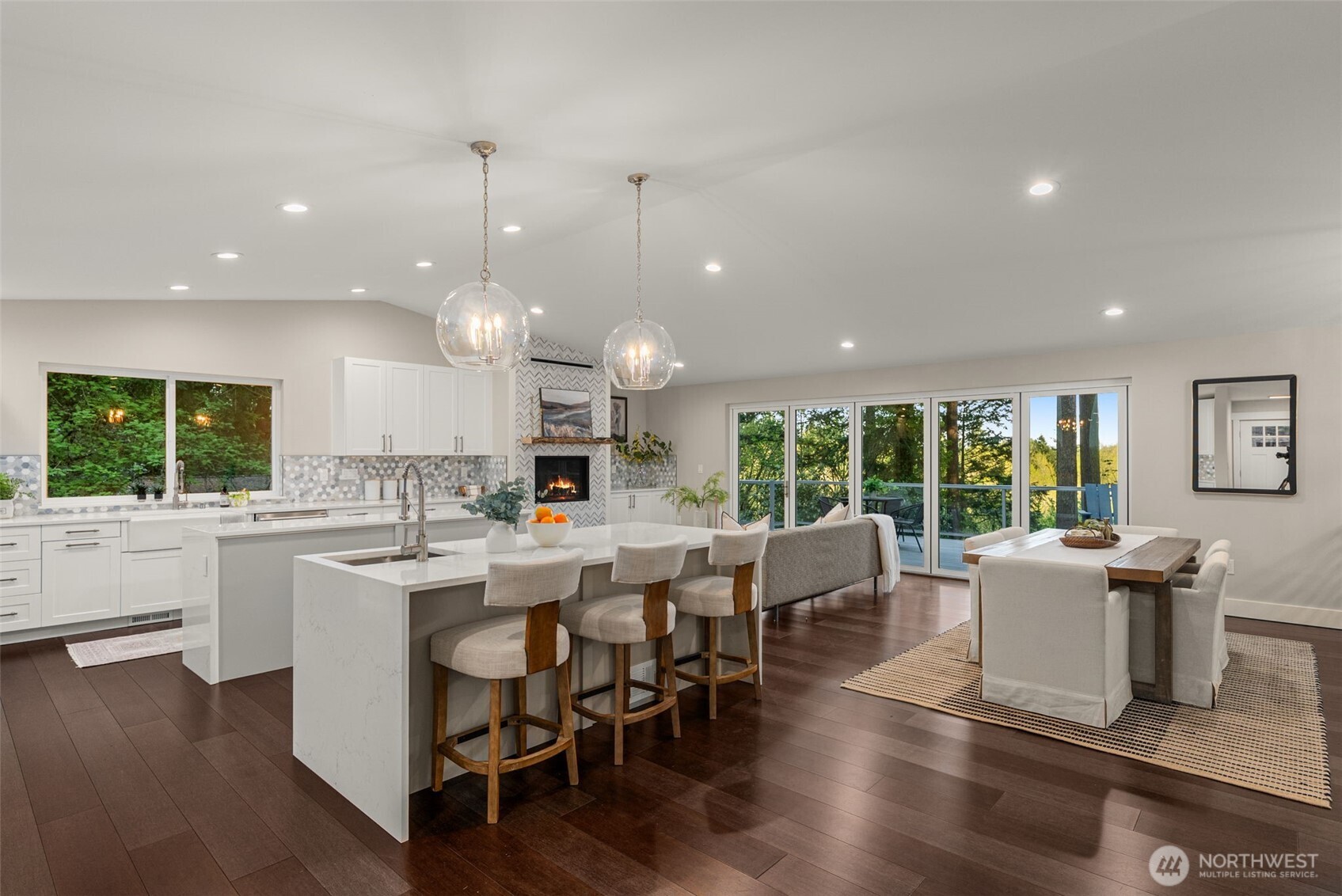 7429 NE 129th Street