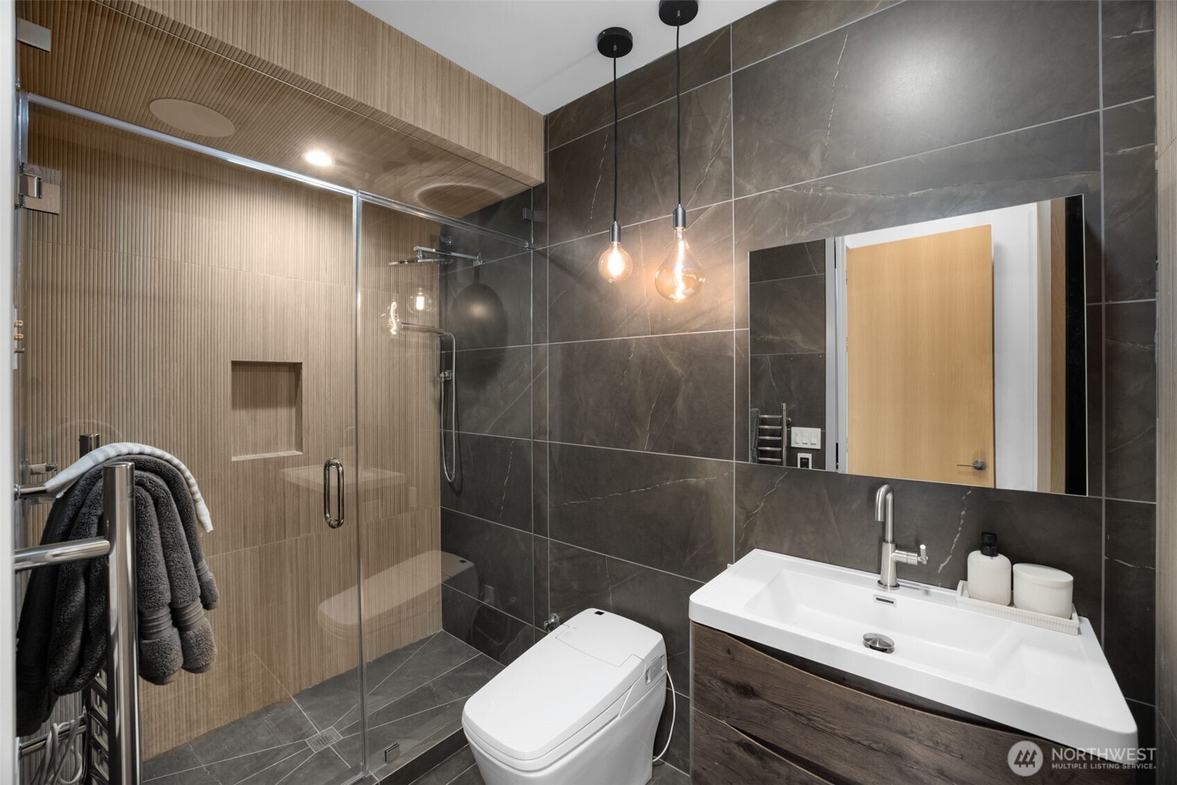 999 110th Avenue NE Unit: 600