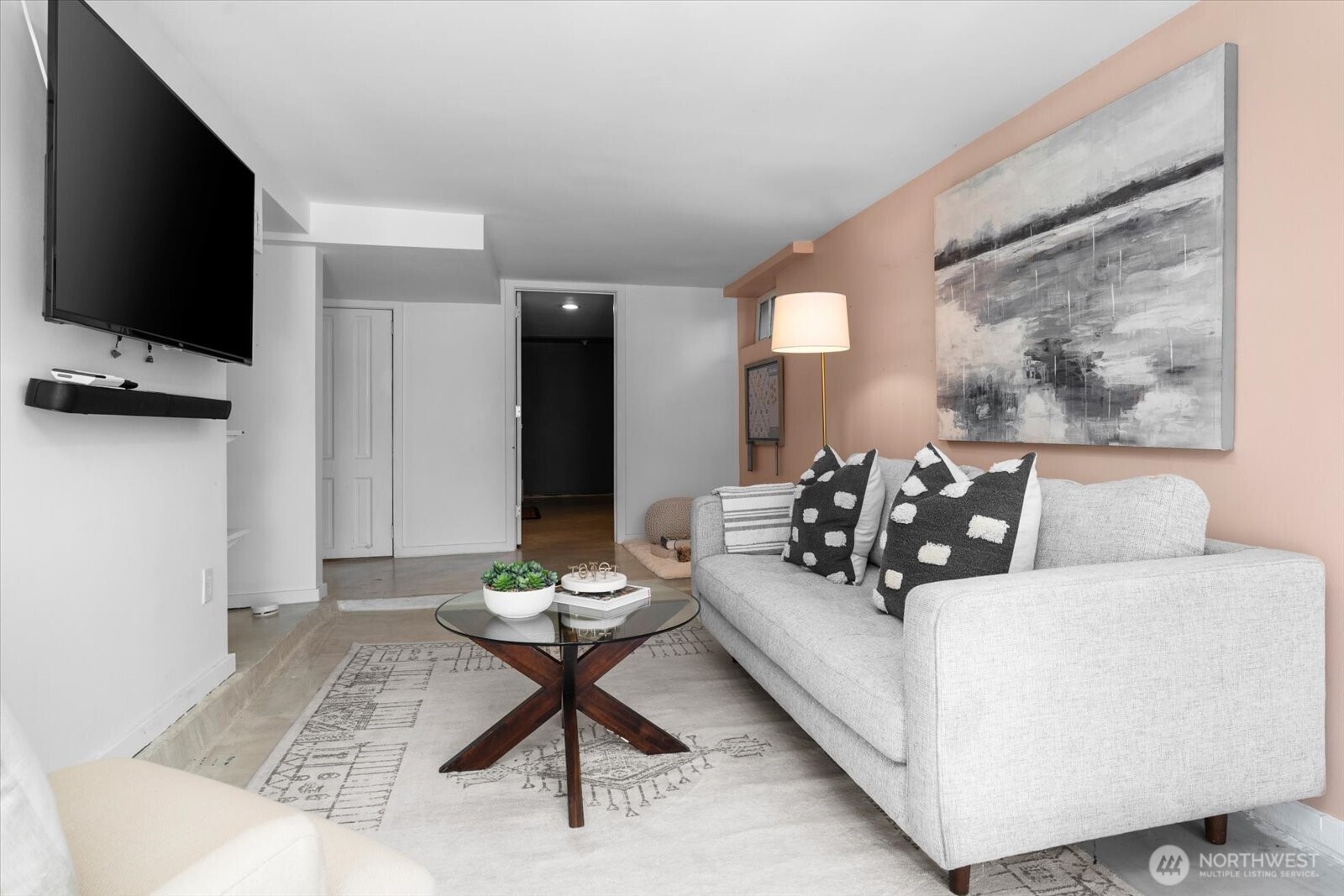 3526 Ashworth Avenue N