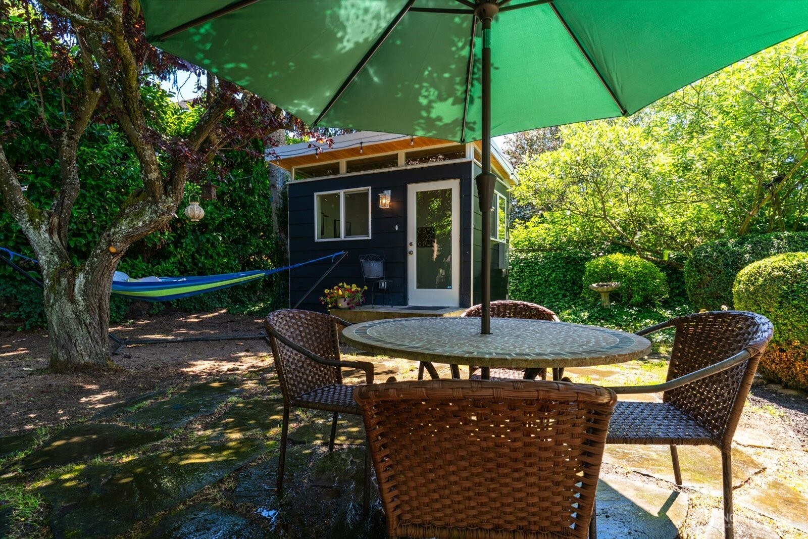 3526 Ashworth Avenue N