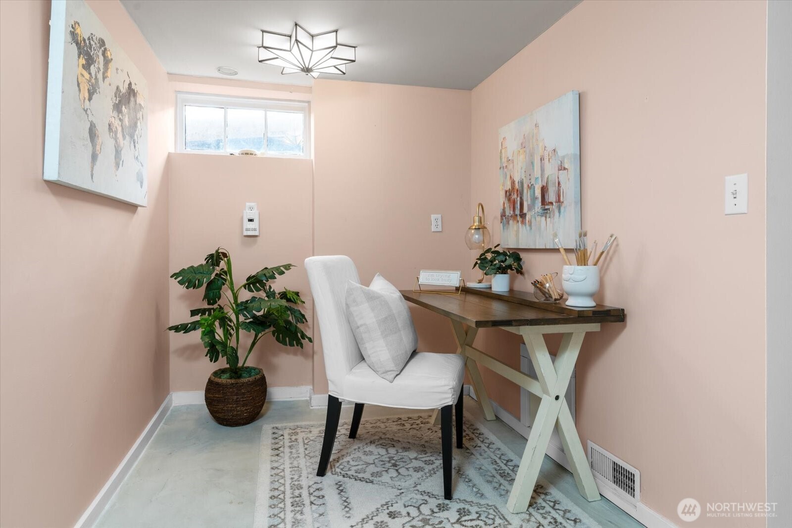 3526 Ashworth Avenue N