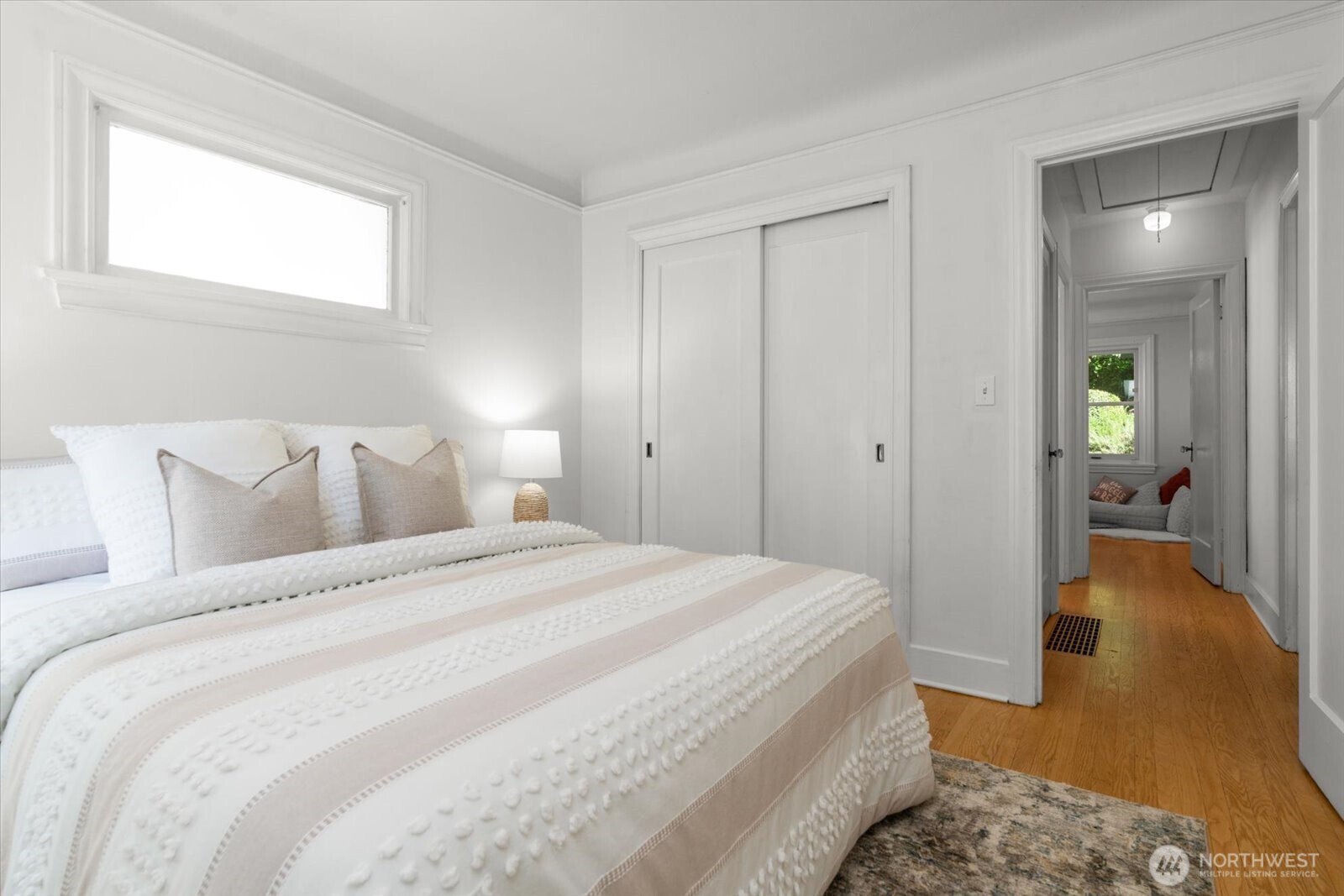 3526 Ashworth Avenue N