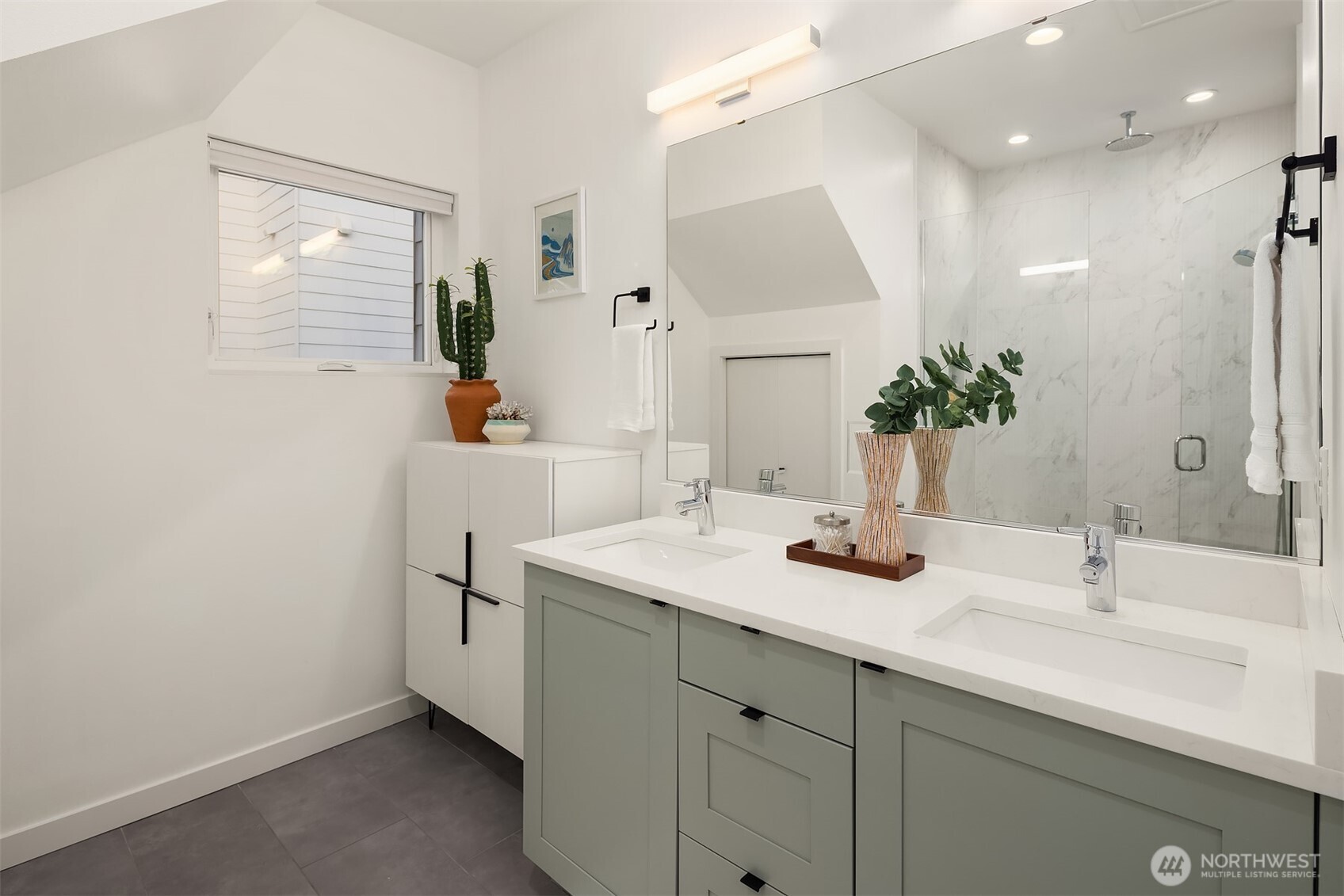 3852 Beach Drive SW Unit: A