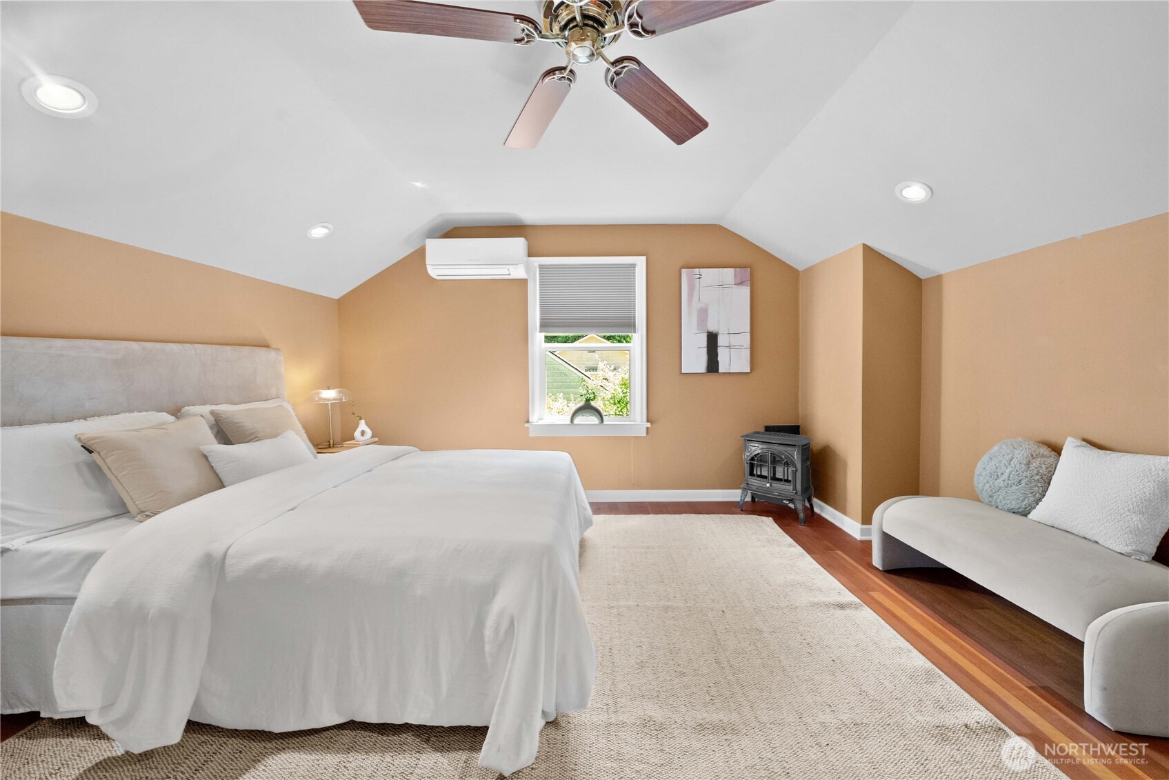 1906 Boundary Street SE