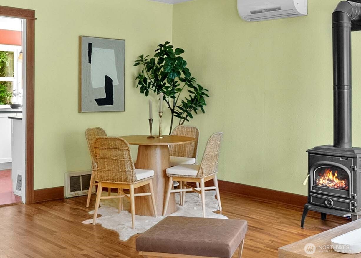 1906 Boundary Street SE