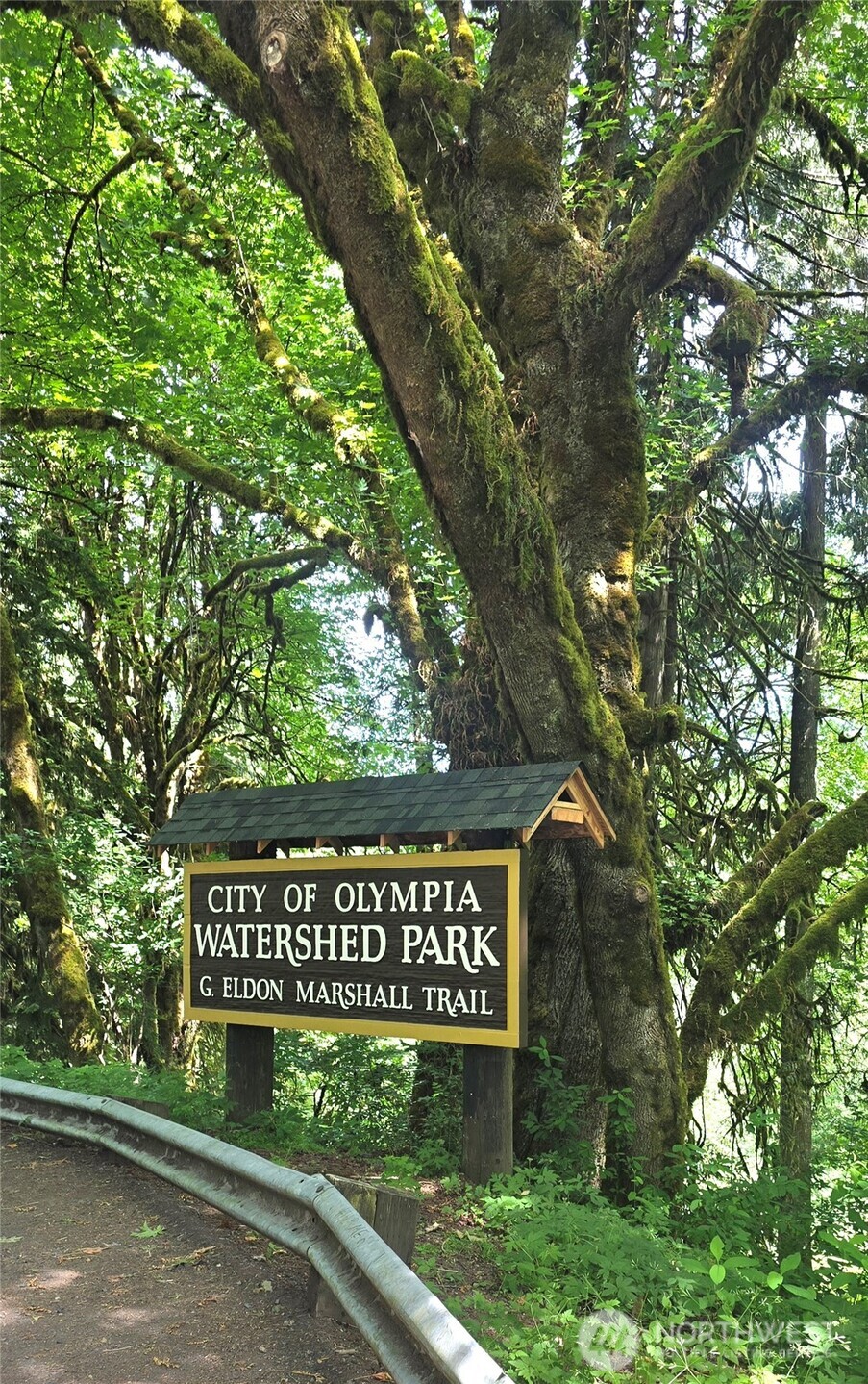 1906 Boundary Street SE